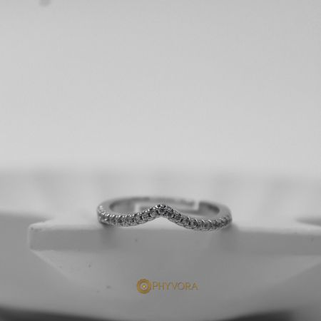 Gleam Curve Ring 18k toned